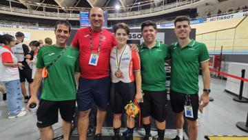 Maria Martins conquista medalha de bronze em scratch nos Mundiais de pista