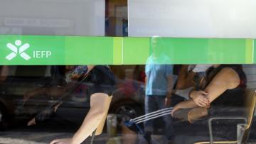 OE2024: Governo revê em alta previsão da taxa de desemprego para 6,7%