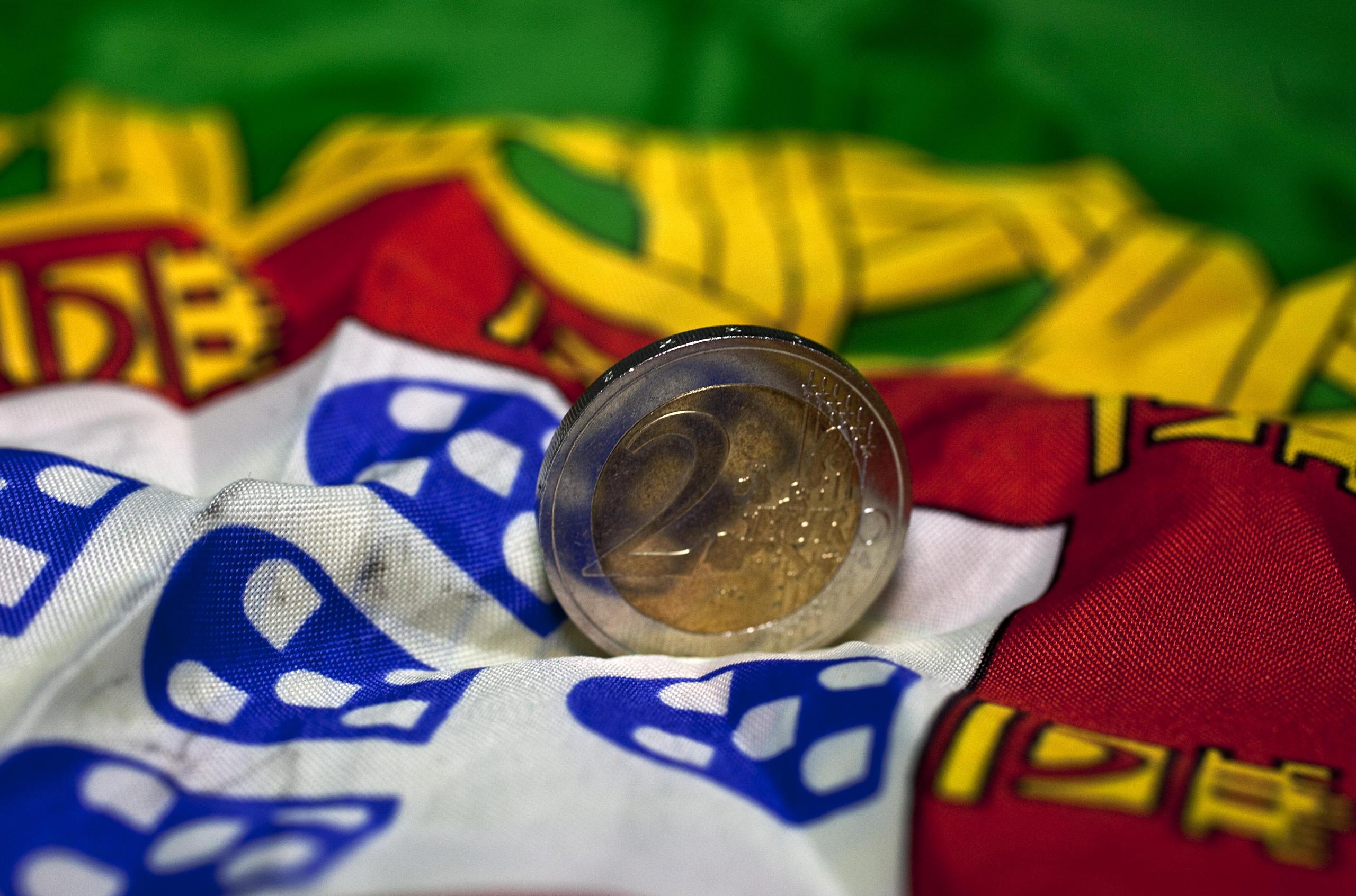 Ministério das Finanças revê em baixa peso da dívida pública para 95,1% este ano