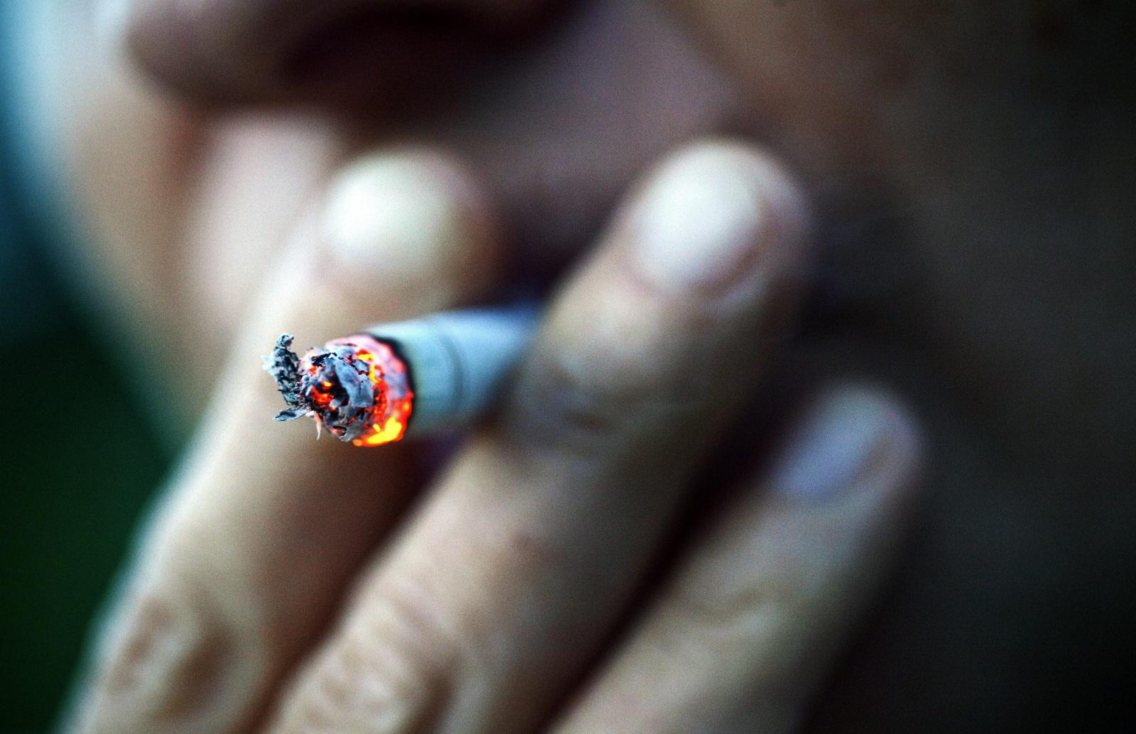 Dia Mundial Sem Tabaco assinala-se hoje com o país a debater restrições à venda e consumo