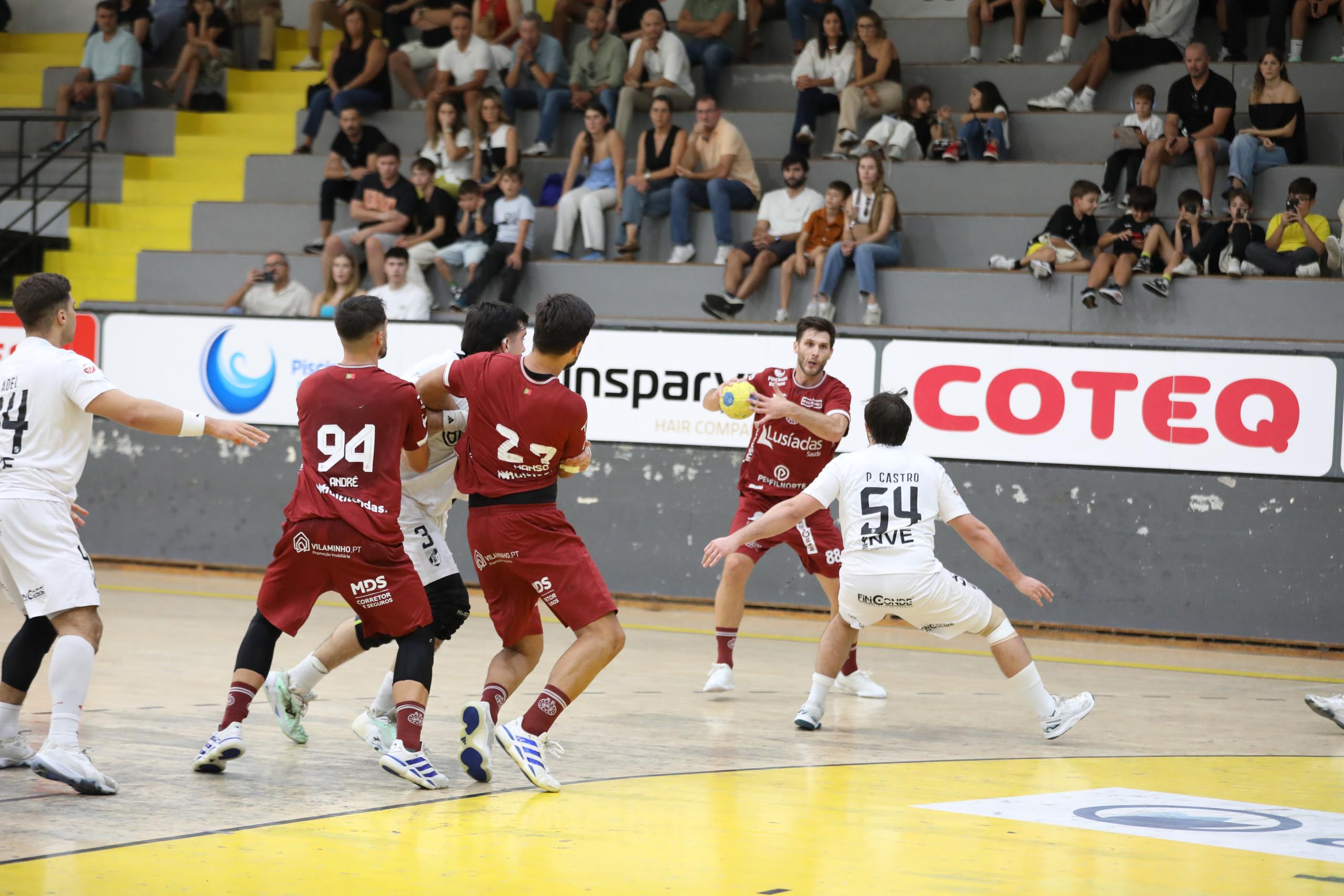 ABC bate Vitória SC no Pavilhão Flávio Sá Leite