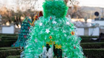Centro Escolar da Fogaça vence concurso “Natal Ecológico 2025”