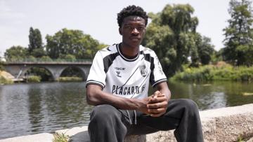 Franck Adams Rahim Koné reforça equipa B do Vitória de Guimarães