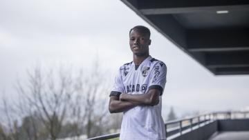 Isnaba Ioncana chega para reforçar a equipa B do Vitória SC