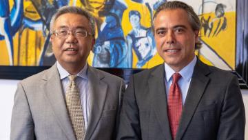 Visita de embaixador chinês abre novas oportunidades a Guimarães