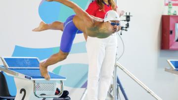 Canoagem despediu-se com chuva de medalhas, esgrima e natação de bronze