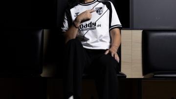 Vitória SC assegura continuidade de Madeline Gravante