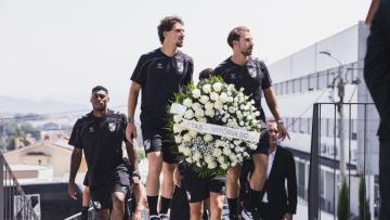Plantel prestou homenagem a Emílio Macedo da Silva