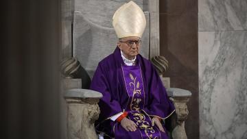 Fátima recebe secretário de Estado do Vaticano a semanas da visita do Papa