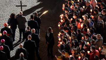 Via Sacra de Roma vai juntar jovem ucraniano e russo em oração conjunta