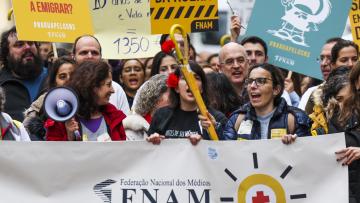 Primeiro dia de greve dos médicos com adesão de 90% a nível nacional