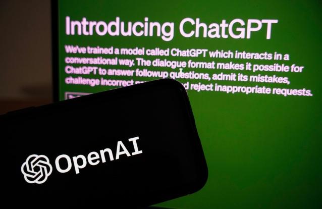 Tecnologia do ChatGPT vai gerir atendimento de chamadas do 112 em 2025