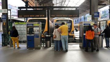 Greve dos trabalhadores da IP suprimiu 278 comboios até às 10h00