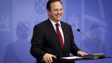 OE2024: Ministro das Finanças garante intensificar redução de impostos