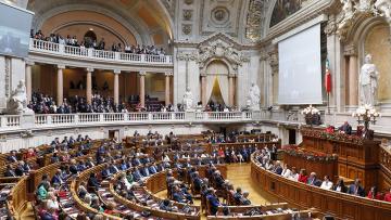 Partidos preveem gastar quase oito milhões nas campanhas eleitorais