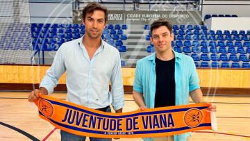 Técnico da Juventude de Viana atira-se à arbitragem após derrota com FC Porto