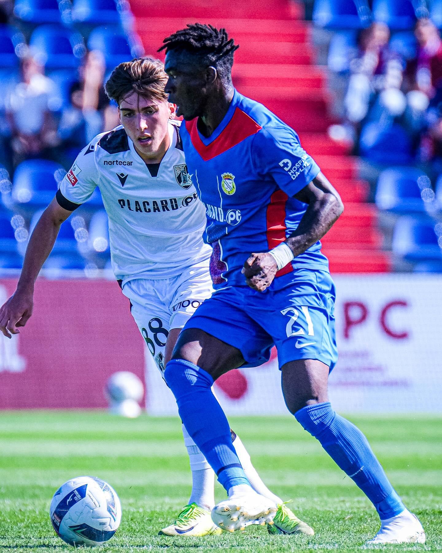 Vitória de Guimarães perde em Alverca