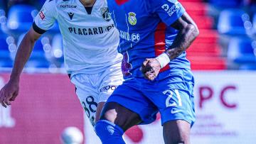 Vitória de Guimarães perde em Alverca