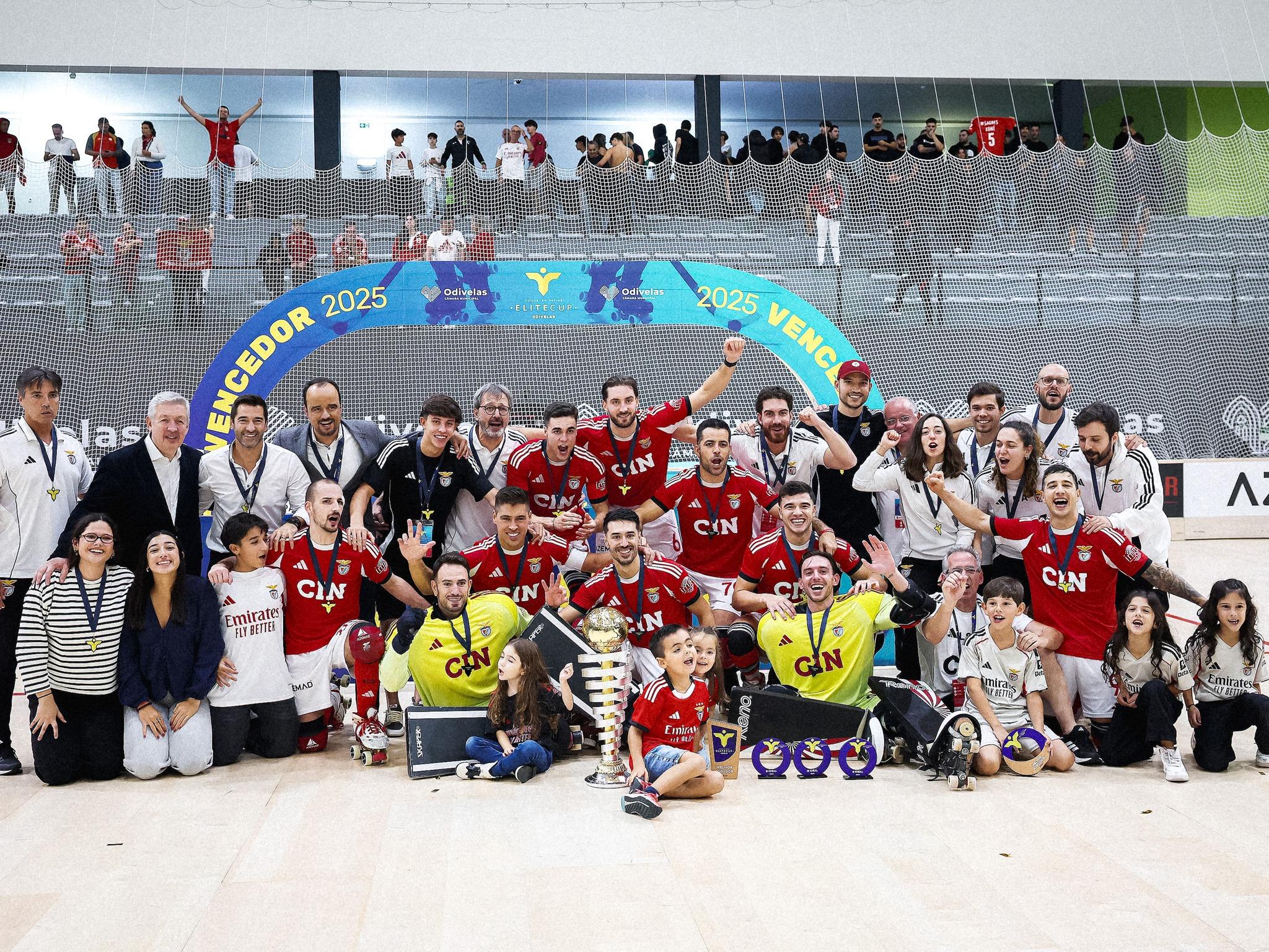Benfica conquista Elite Cup de hóquei ao vencer Sporting na final