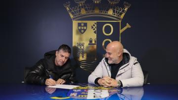 Óquei de Barcelos renova com Rui Neto