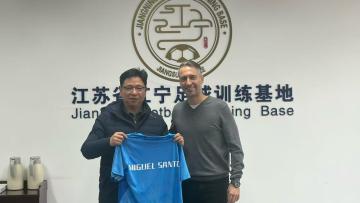 Treinador minhoto Miguel Santos ruma à China