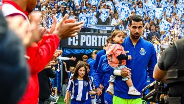 FC Porto arranca comemoração do 31.º título ao vencer Santa Clara