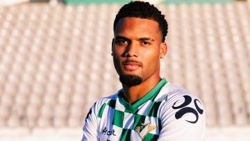 Avançado Alexandre Parsemain assina pelo Moreirense até 2030