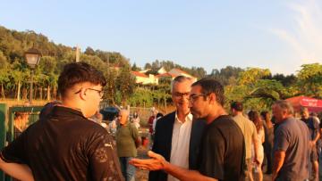 Ázere reúne residentes e emigrantes em festa de verão