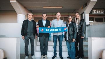 Gil Vicente FC e a AMAR21 formalizam protocolo de colaboração
