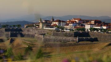 Reconversão de cantina em lar em Valença a concurso por 634 mil euros