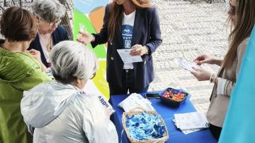 Campanha Laço Azul reforça apelo à prevenção dos maus-tratos na infância