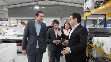 AD recusa país de salários baixos