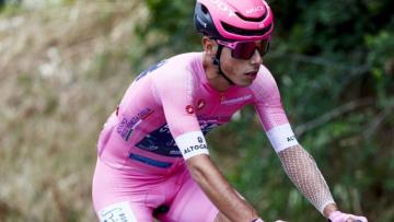 Eulálio continua de rosa na Volta a Itália