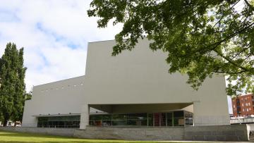 Casa das Artes abre nova temporada com teatro, dança contemporânea e música