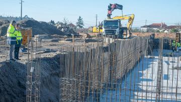 Obra do Centro de Saúde de Alvarães avança a bom ritmo e promete melhorar serviços de saúde na freguesia
