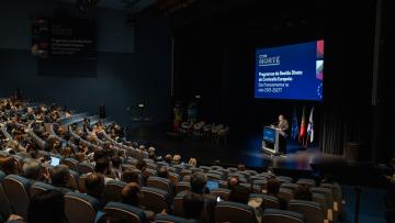 Participação em programas de gestão direta é caminho para «fortalecer posição global» da União Europeia