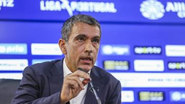 «Futebol português não pode continuar a ser gerido em reuniões privadas»