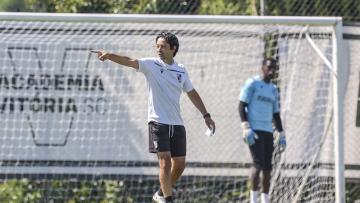Vitória SC confirma João Aroso no comando técnico de forma provisória