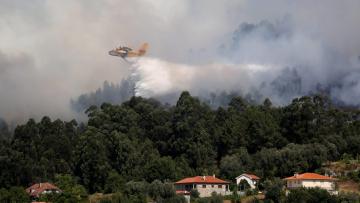 Incêndios: Terras de Bouro e Vila Verde contra decisão de retirar helicóptero de Braga