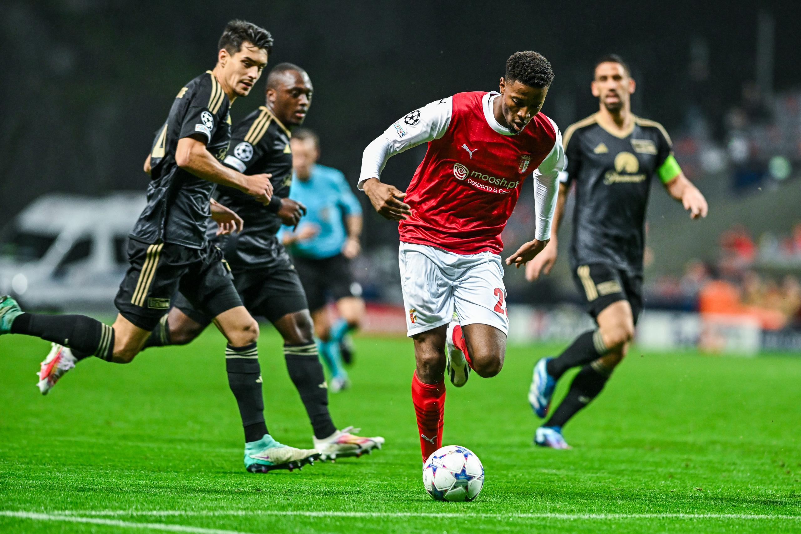 Banza no Al Jazira rende 8,5 milhões no imediato ao SC Braga