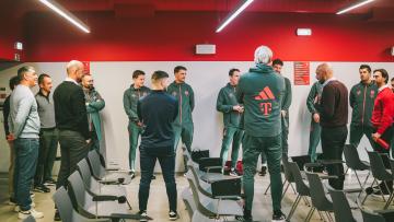 Comitiva do Bayern Munique visita Cidade Desportiva do SC Braga