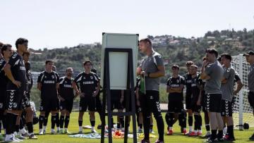 «O primeiro objetivo é reavivar os valores do Vitória»
