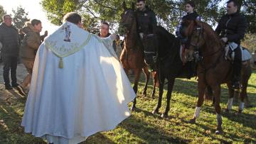 Cabaços celebra festa de Santo Antão com bênção dos animais
