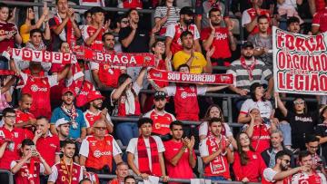 Tem algum objeto histórico do SC Braga? Pode doar para o futuro museu
