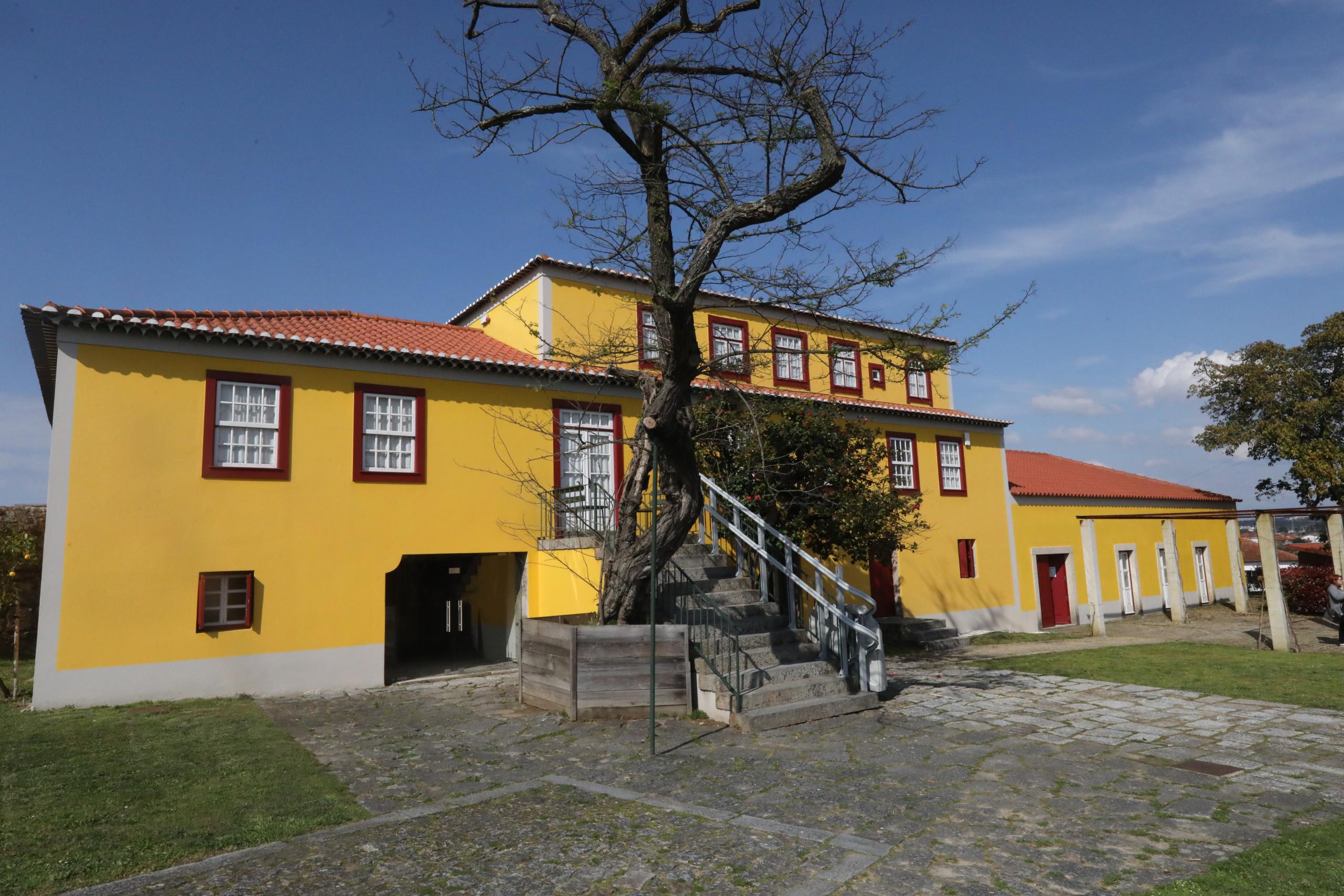 Famalicão celebra bicentenário de Camilo com programa e prémio literário de 7500 euros