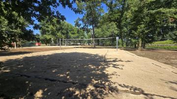Praia Fluvial de S. Paio ganha novo campo de voleibol de praia