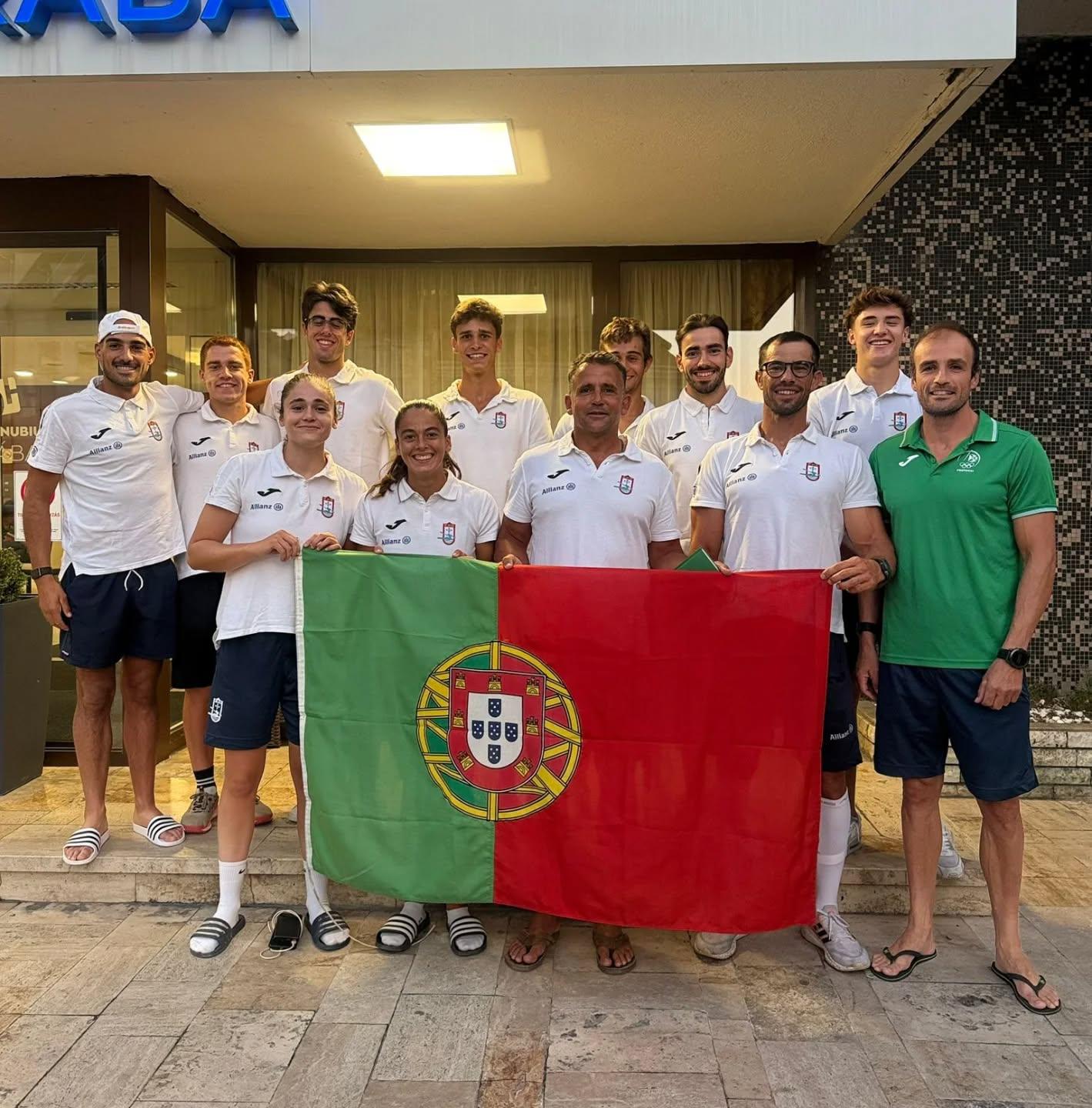 Canoístas campeões mundiais felizes no regresso a Portugal