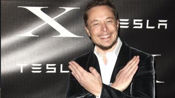 Elon Musk é o mais rico do mundo com fortuna de 232 mil milhões de dólares