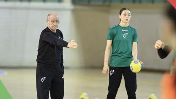 Selecionador feminino de andebol ambiciona a vitória nos duelos com a Finlândia