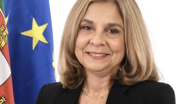 Ministra da Saúde permanece internada, motorista e assessora já tiveram alta
